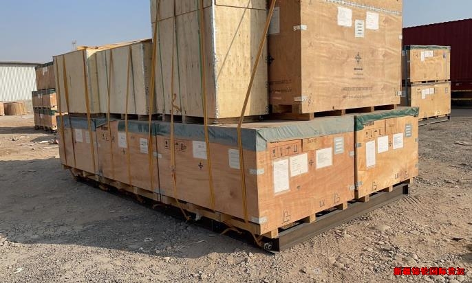 出口乌兹别克60吨大件运输项目，木箱电力设备塔吉克运输项目